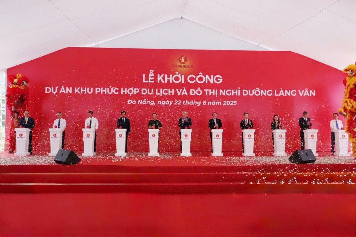 le khoi cong