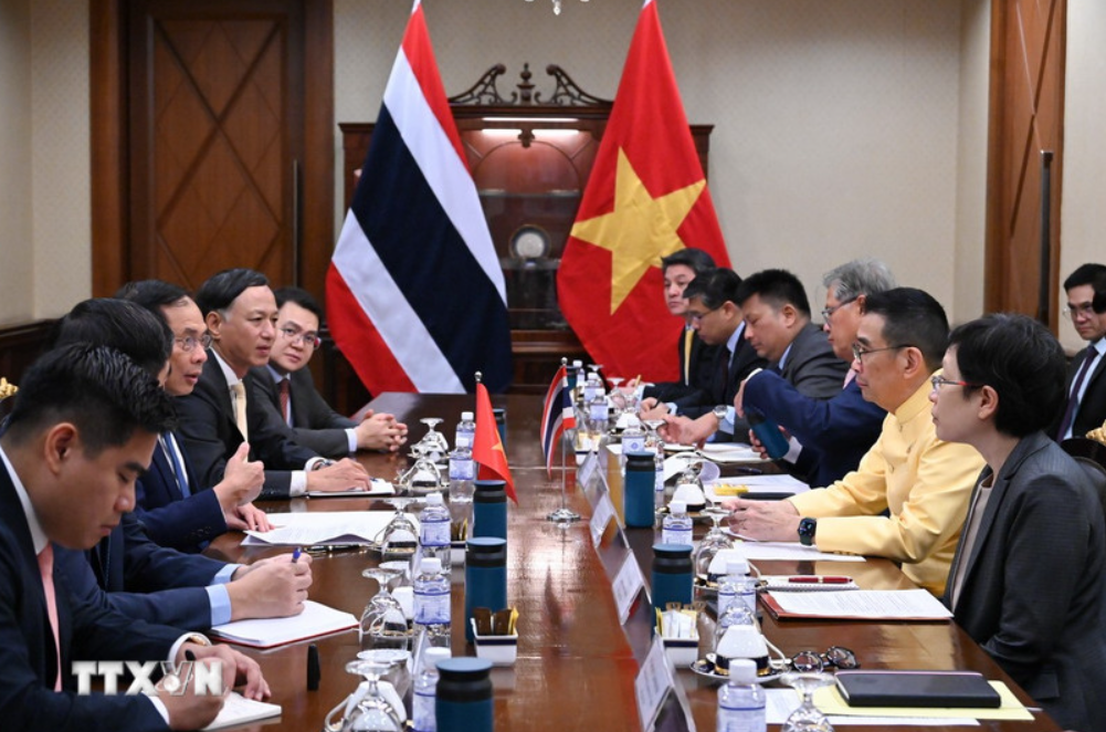 AI NEWS - Nền tảng tin tức chứng khoán