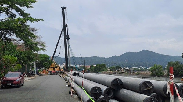 AI NEWS - Nền tảng tin tức chứng khoán