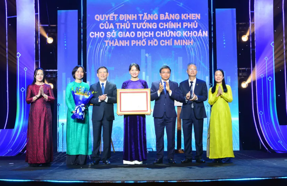AI NEWS - Nền tảng tin tức chứng khoán