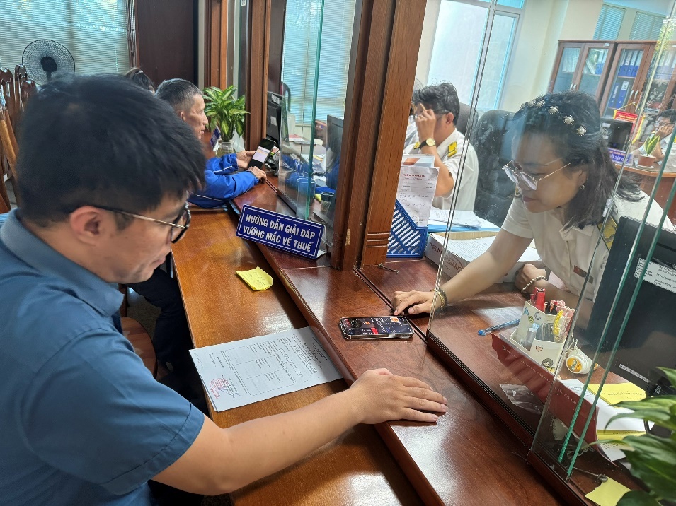 AI NEWS - Nền tảng tin tức chứng khoán