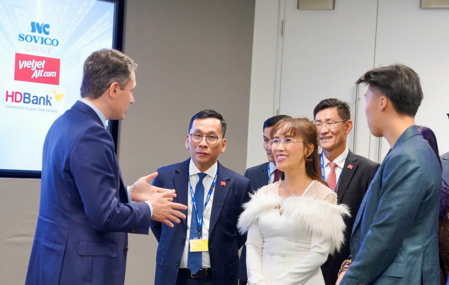 ty phu nguyen thi phuong thao anh