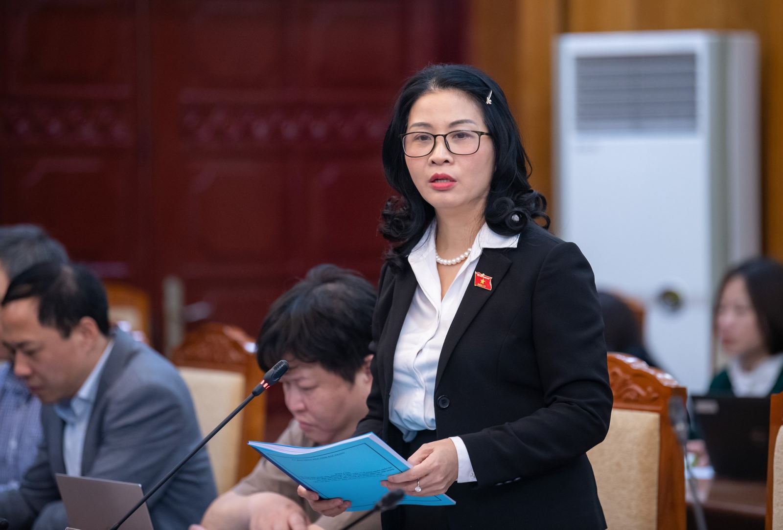 AI NEWS - Nền tảng tin tức chứng khoán