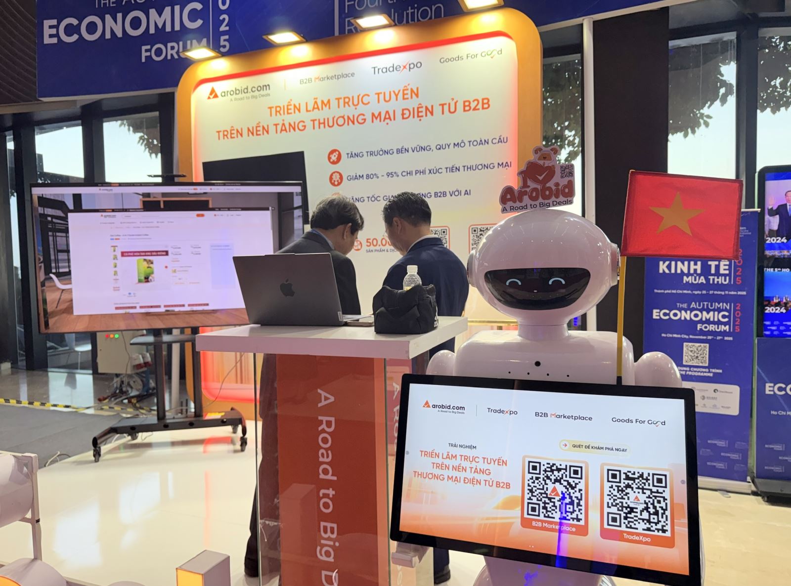 Doanh nghiệp Việt tăng tốc thương mại số, ứng dụng AI xúc tiến thương mại toàn cầu