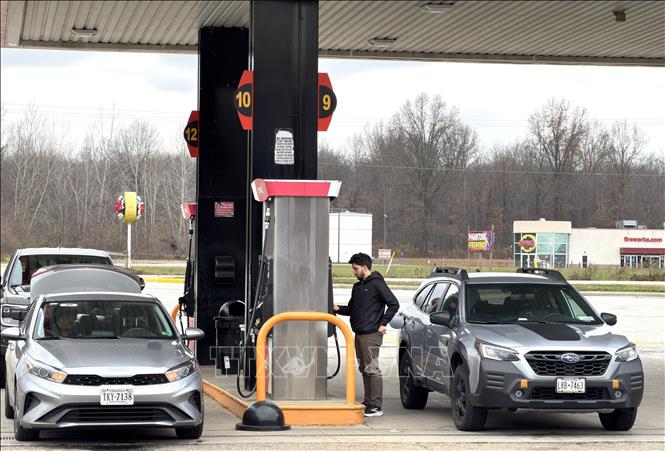 Giá dầu thô Mỹ vẫn rẻ hơn đáng kể so với châu Âu