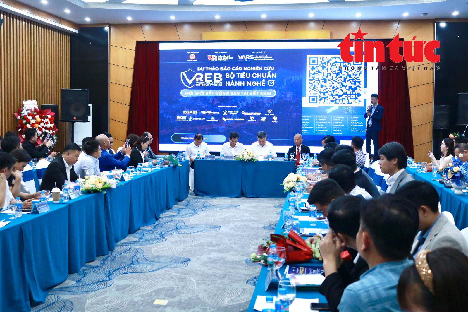 Xây dựng bộ tiêu chuẩn hành nghề môi giới bất động sản hướng tới minh bạch, chuẩn mực