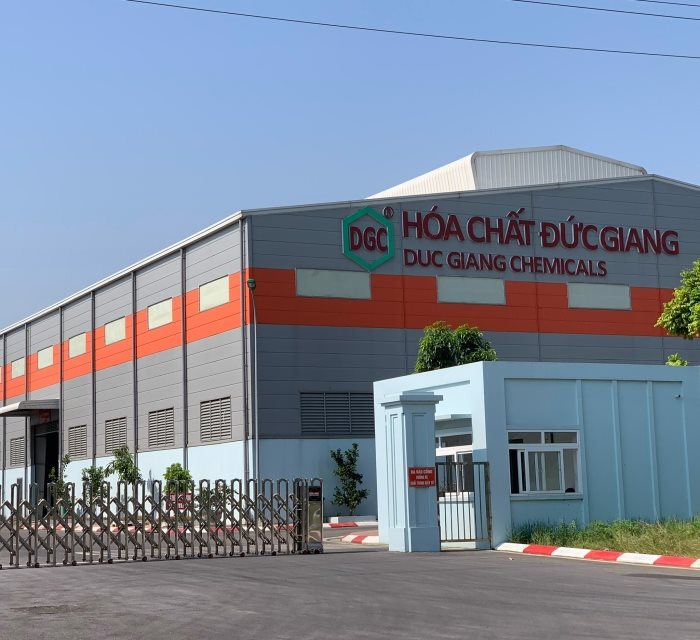 Cổ phiếu Hóa chất Đức Giang được giải cứu mạnh sau cú rơi đáy 3 năm
