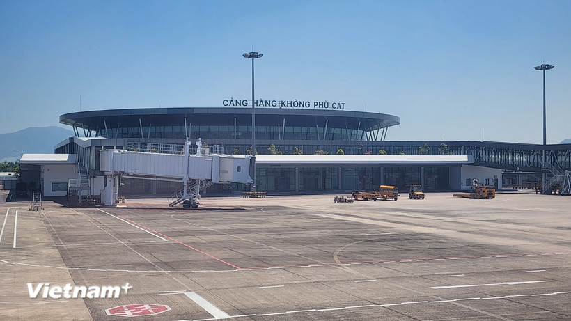 Đường băng số 2 Sân bay Phù Cát sẽ hoàn thành ngay trong tháng Sáu tới