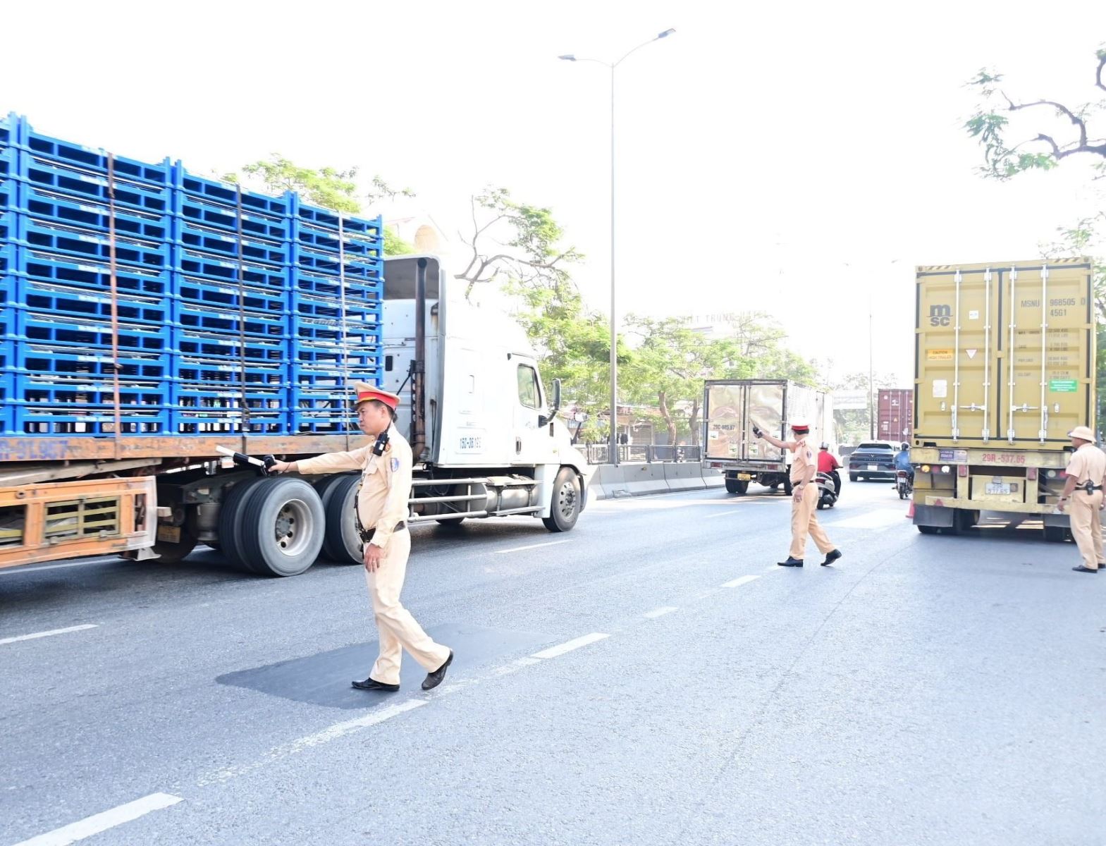 Tổng rà soát xe tải trọng từ 15 tấn trở lên