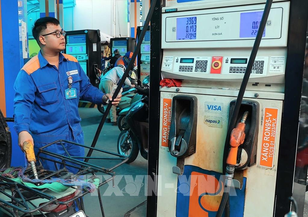 Cục Thuế yêu cầu kiểm tra cây xăng, làm rõ dấu hiệu bất thường