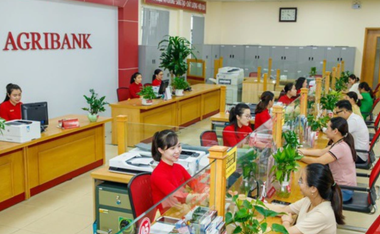 Phát hiện nhiều khách hàng Agribank giao dịch thừa tiền tới 500 – 700 triệu đồng