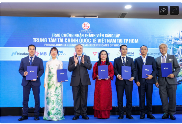 Lộ diện các ngân hàng đầu tiên đổ bộ Trung tâm tài chính quốc tế