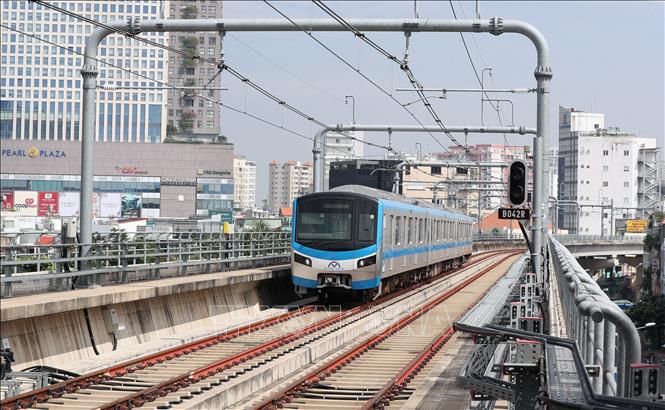 Doanh nghiệp đề xuất nghiên cứu đầu tư hai tuyến metro tại TP Hồ Chí Minh