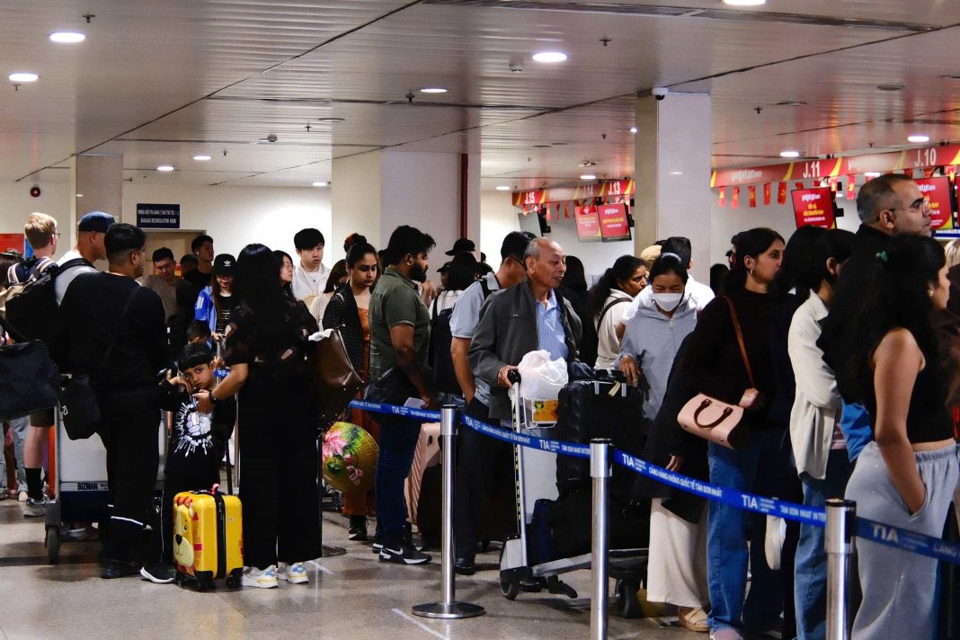 Miễn lệ phí hàng không từ nay tới hết ngày 30-6