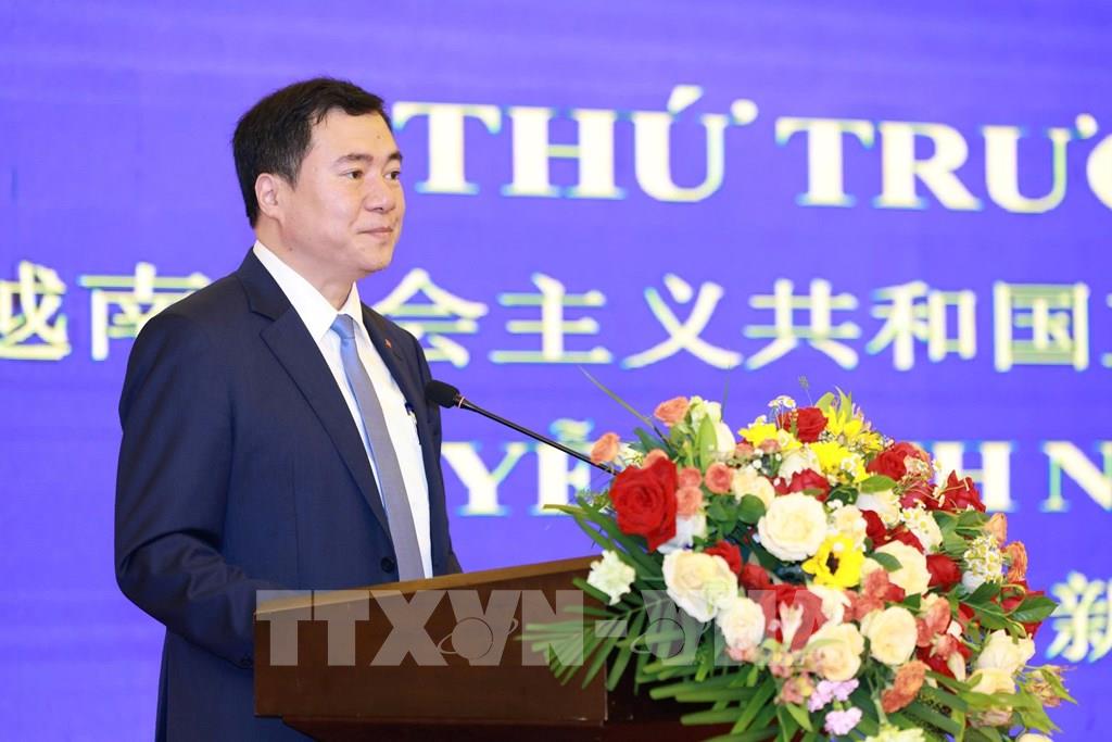 Thúc đẩy quan hệ hợp tác kinh tế, thương mại Việt - Trung ngày càng phát triển