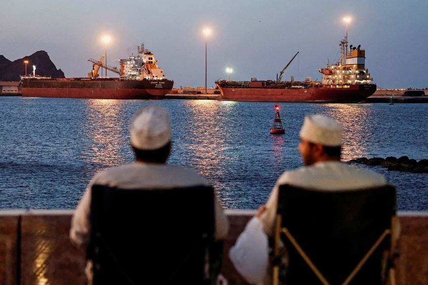 Thương mại dầu khí qua eo biển Hormuz khó phục hồi nhanh chóng