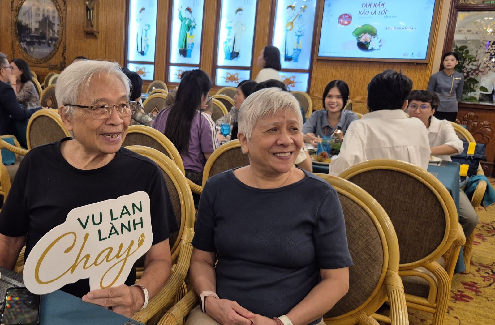 Kiến nghị hạ lãi suất dưới 6%, mở động lực từ “kinh tế bạc” ở TPHCM