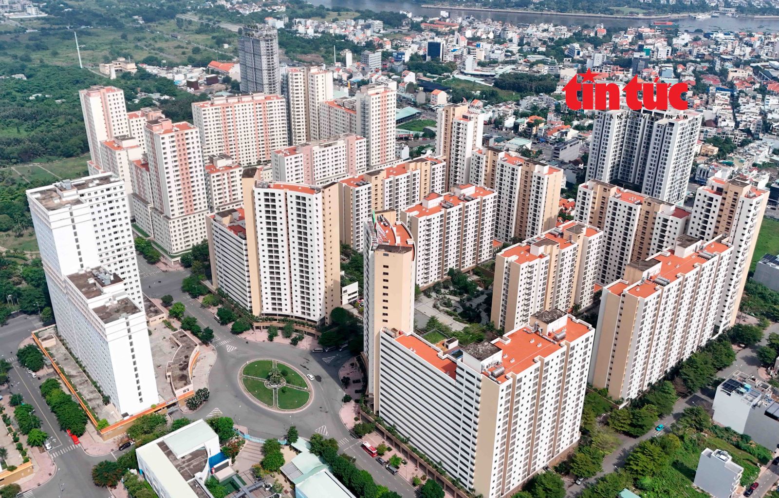 Nguồn cung thị trường căn hộ tăng mạnh tại Hà Nội và TP Hồ Chí Minh