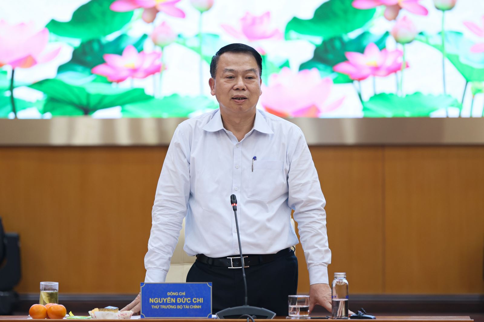 Dồn lực đầu tư công, tiêu dùng, xuất khẩu và các động lực tăng trưởng mới