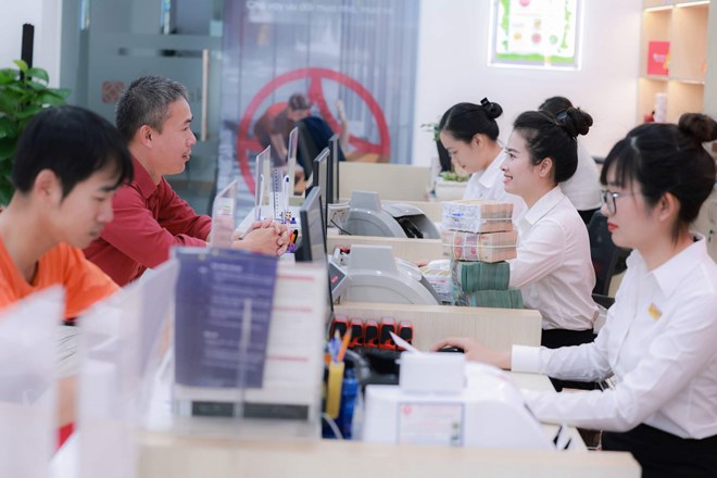 Loạt ngân hàng dồn lực nâng vốn, mở rộng quy mô