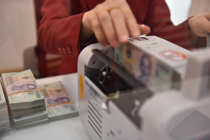 Nhiều ngân hàng đồng loạt giảm lãi suất sau cam kết đồng thuận