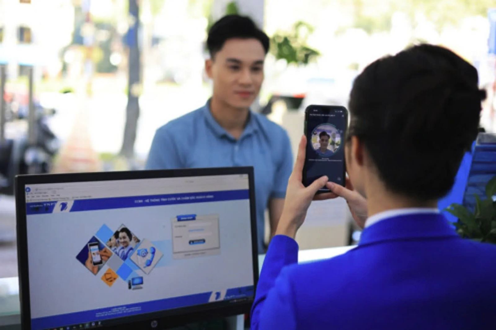 Từ 15-4 siết quản lý SIM, người dùng có thể xác thực trước hạn