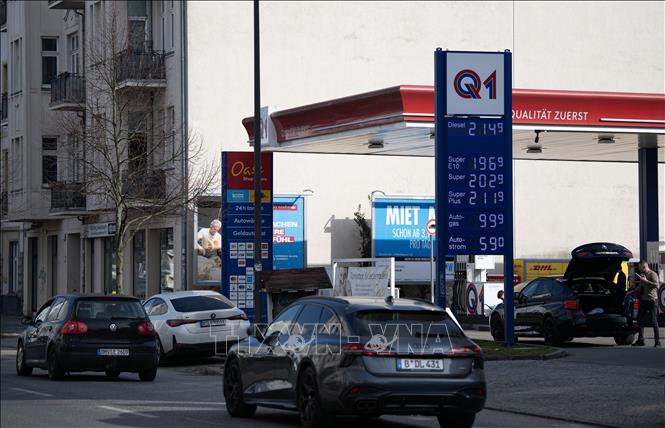 Đức tung gói hỗ trợ giá nhiên liệu 1,6 tỷ euro