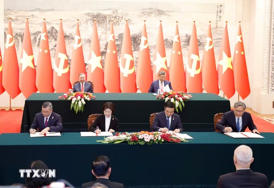 Việt Nam - Trung Quốc tăng cường hợp tác hải quan, chống buôn lậu xuyên quốc gia