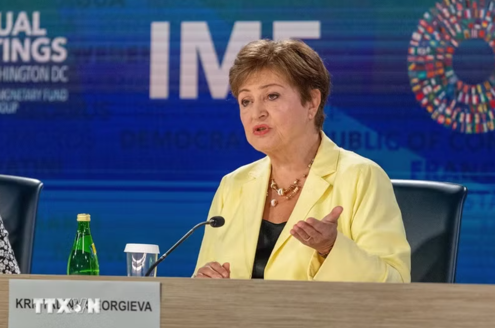 IMF cảnh báo xung đột Trung Đông có thể đẩy áp lực giá toàn cầu tăng cao