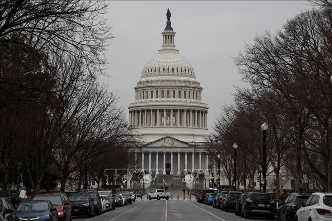 Thượng viện Mỹ tán thành tiếp tục xung đột tại Iran và bán vũ khí cho Israel