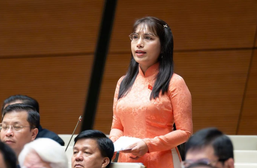 Đại biểu Quốc hội đề xuất đóng bảo hiểm xã hội cho người bán vé số dạo