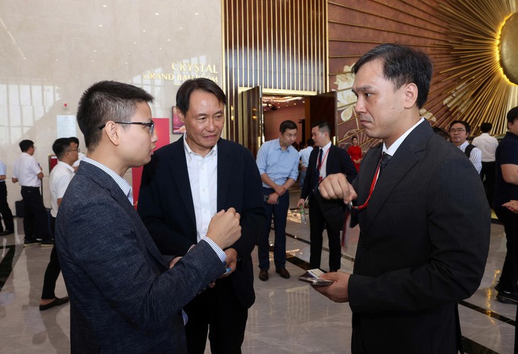 Vingroup 'chơi lớn' tung loạt chính sách hỗ trợ, thu mua linh kiện nhà cung ứng trong nước - Ảnh 3.