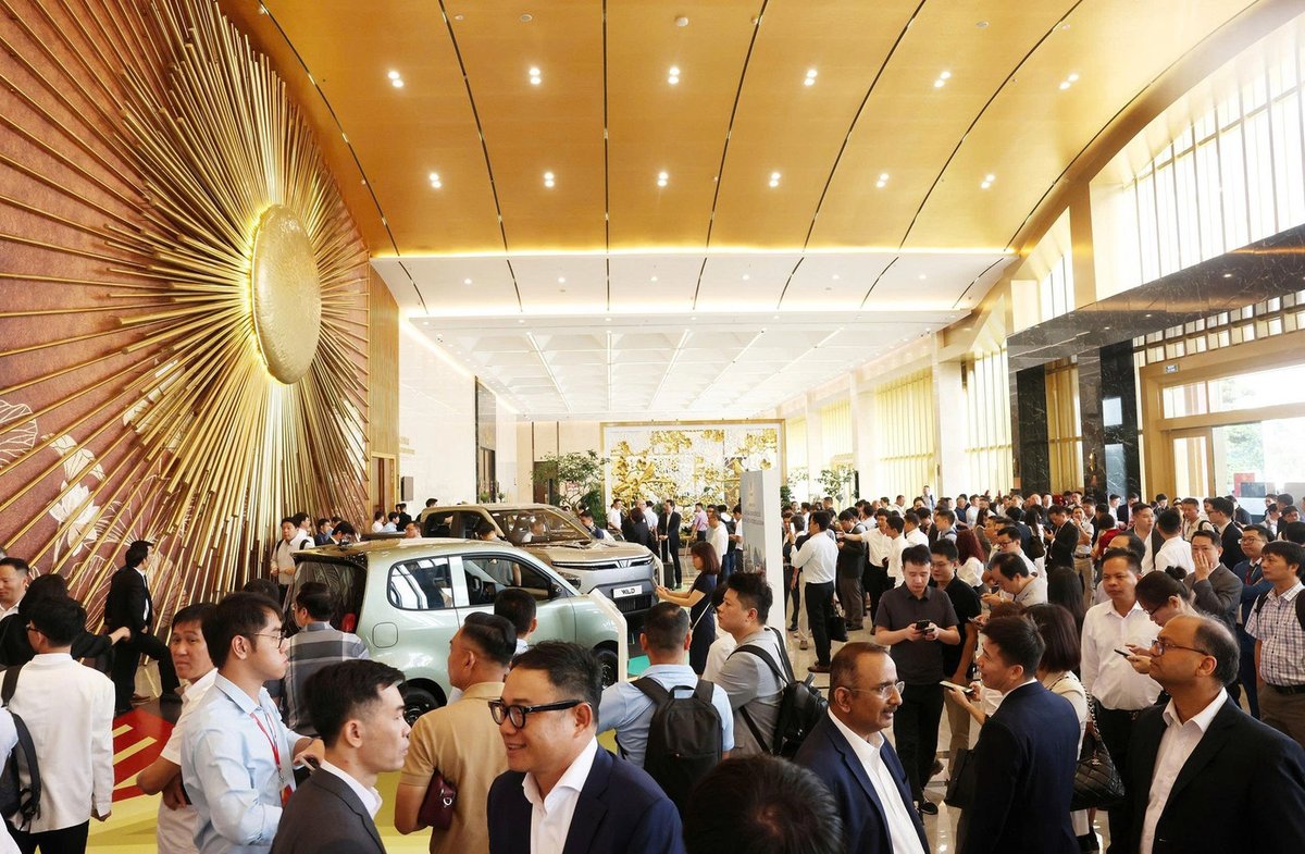 Hội nghị Tăng cường Nội địa hóa và Phát triển Hệ thống Nhà cung cấp 2026 do Vingroup và VinFast phối hợp tổ chức quy tụ gần 1.000 doanh nghiệp. a2.jpg