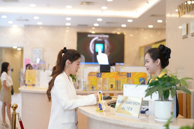7 nhà đầu tư dự mua 100 triệu cổ phiếu riêng lẻ của Nam A Bank - Ảnh 1.