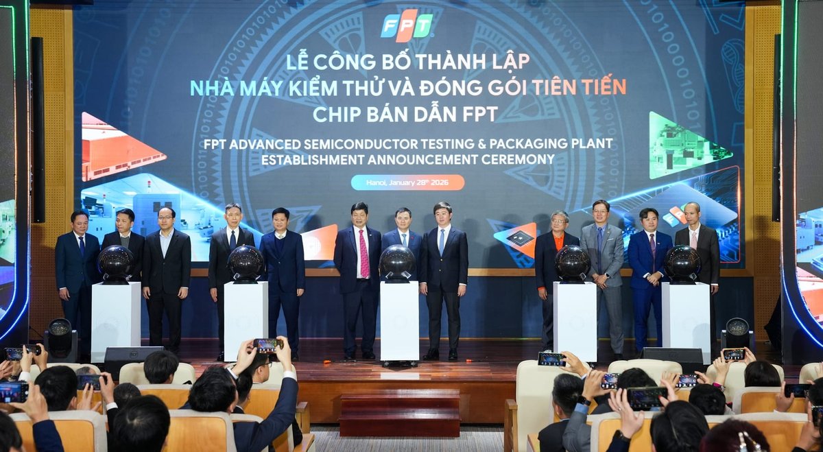 Lễ công bố thành lập Nhà máy Kiểm thử và Đóng gói tiên tiến chip bán dẫn FPT. Ảnh: FPT. Lễ công bố thành lập Nhà máy Kiểm thử và Đóng gói tiên tiến chip bán dẫn FPT. Ảnh: FPT.
