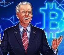 Tổng thống Joe Biden vô tình ‘chào mời’ Bitcoin trong video về cốc cà phê