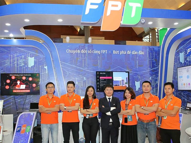 FPT: 'Lãnh đạo FPT phải đảm bảo tăng trưởng 20%, nếu không sẽ bị luân ...