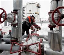 Các công ty bảo hiểm phương Tây: Cơ chế áp trần giá dầu Nga không còn tác dụng