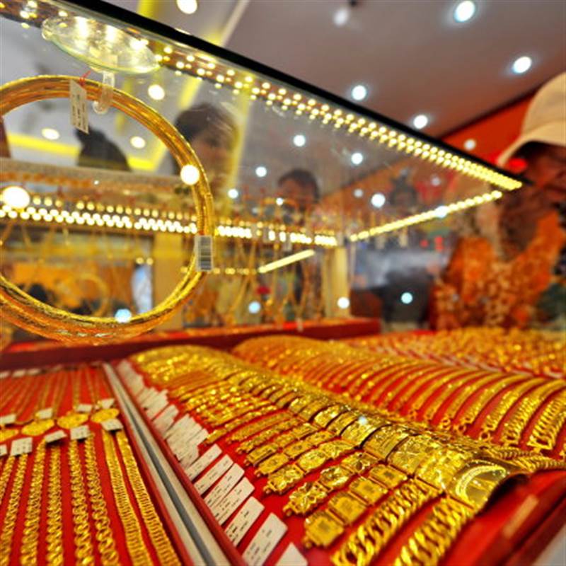 Tổng cục Thuế đề xuất bắt buộc thanh toán không dùng tiền mặt đối với giao dịch kinh doanh vàng