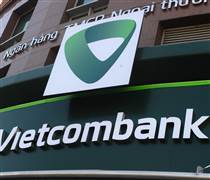 Có 200 triệu gửi tiết kiệm nhận tại Vietcombank kỳ hạn 12 tháng, nhận bao nhiêu tiền lãi?