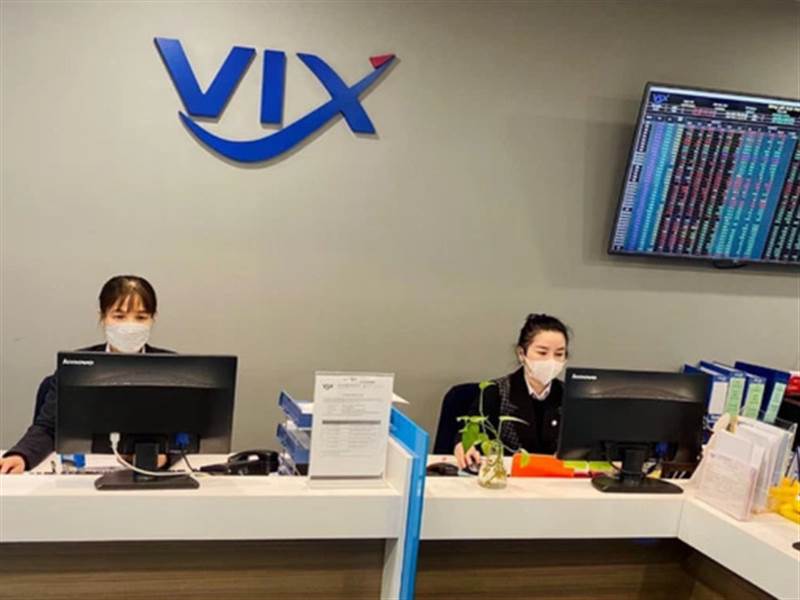 VIX: Dòng tiền âm 4.400 tỷ, báo lãi lớn nhưng quá nửa chưa thu được tiền