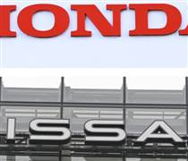 Thấy gì ở thương vụ sáp nhập giữa Honda và Nissan?