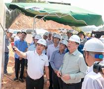 Thi công 2 tuyến cao tốc nghìn tỷ, Bộ trưởng Bộ Xây dựng đánh giá cao một sáng kiến của Đèo Cả, đề nghị nhân rộng ở nhiều dự án