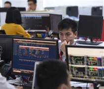 Khối ngoại bán ròng hơn 1,6 tỉ USD đầu năm 2025