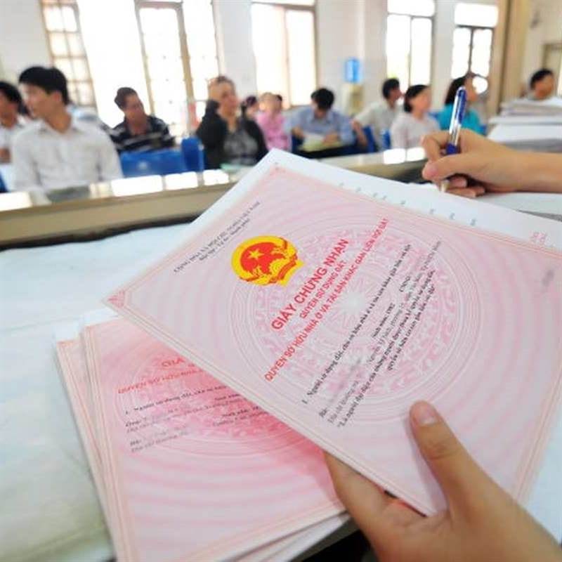 Đề xuất chính quyền xã cấp sổ đỏ cho người dân