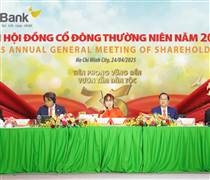 Bộ tứ ngân hàng sau chuyển giao bắt buộc: Vietcombank, MB, VPBank, HDBank vào cuộc ra sao?