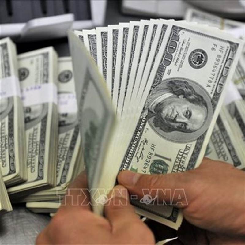 Đồng USD mạnh lên nhờ lực đẩy từ các cuộc đàm phán thương mại của Mỹ