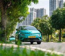 Xanh SM giữ vững ngôi đầu thị phần taxi công nghệ, vượt Grab quý thứ ba liên tiếp