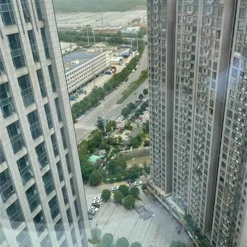 Bán căn hộ chung cư ở tầng 26 để chuyển xuống tầng 5, tôi hối hận vì không làm sớm hơn: Sự chênh lệch về không gian sống quá lớn!