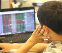 Tăng giá điện, một nhóm cổ phiếu vào sóng